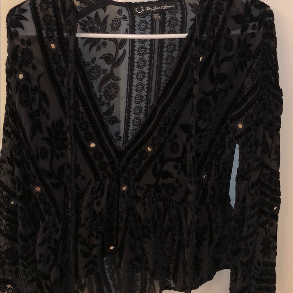 For love and lemons black trendy top